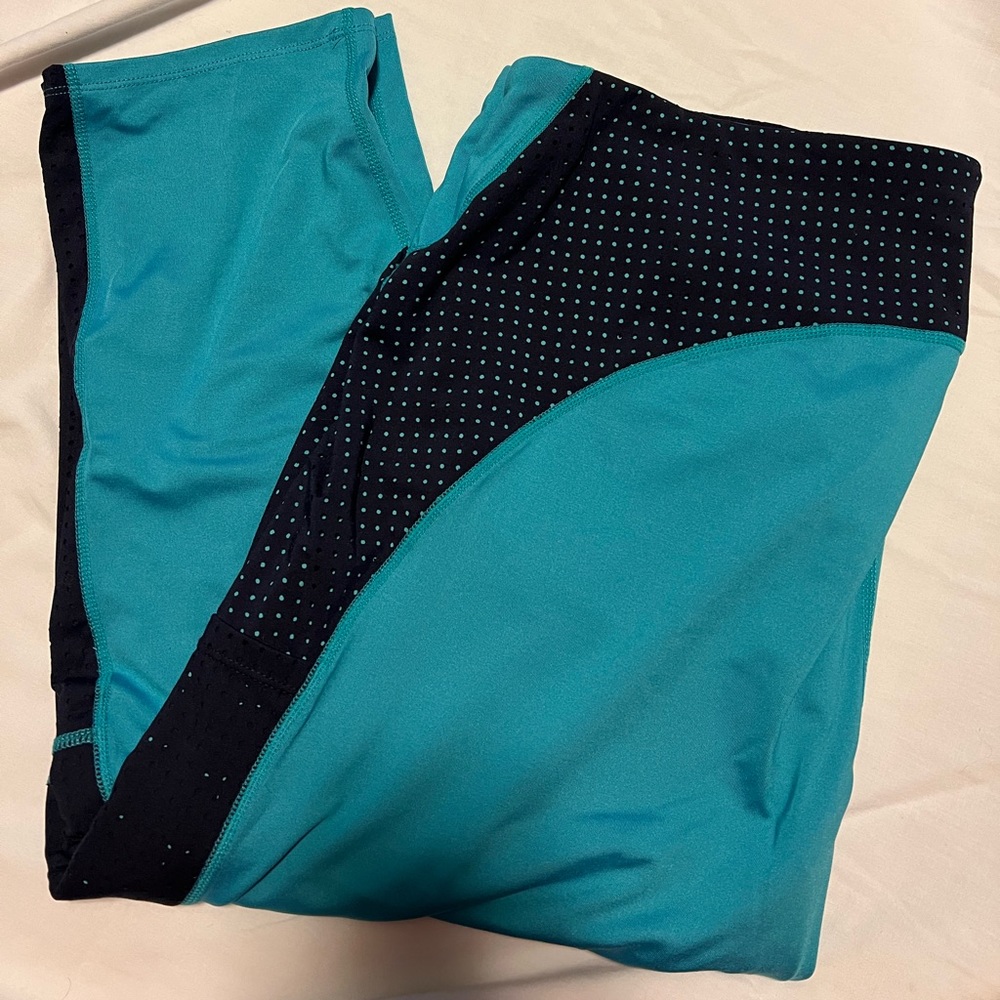 Ruby ribbon sport crop leggings ocean 3xl